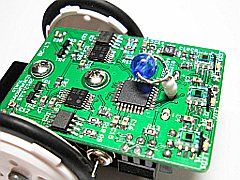 小型ライントレーサ 裏側