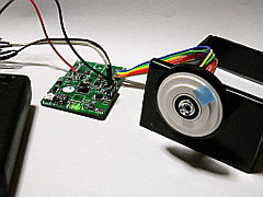 自作インホイールモータとライントレーサ基板・動作テスト中