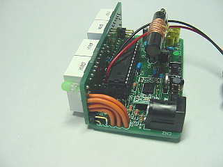 LED基板と CPU基板をリード線でつなぐ