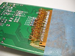 リメイク版・タッチパネル付き FM/MP3プレーヤー・液晶フラットケーブルのハンダづけ部分